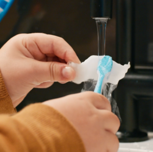 How to clean Invsialign Palatal Expander